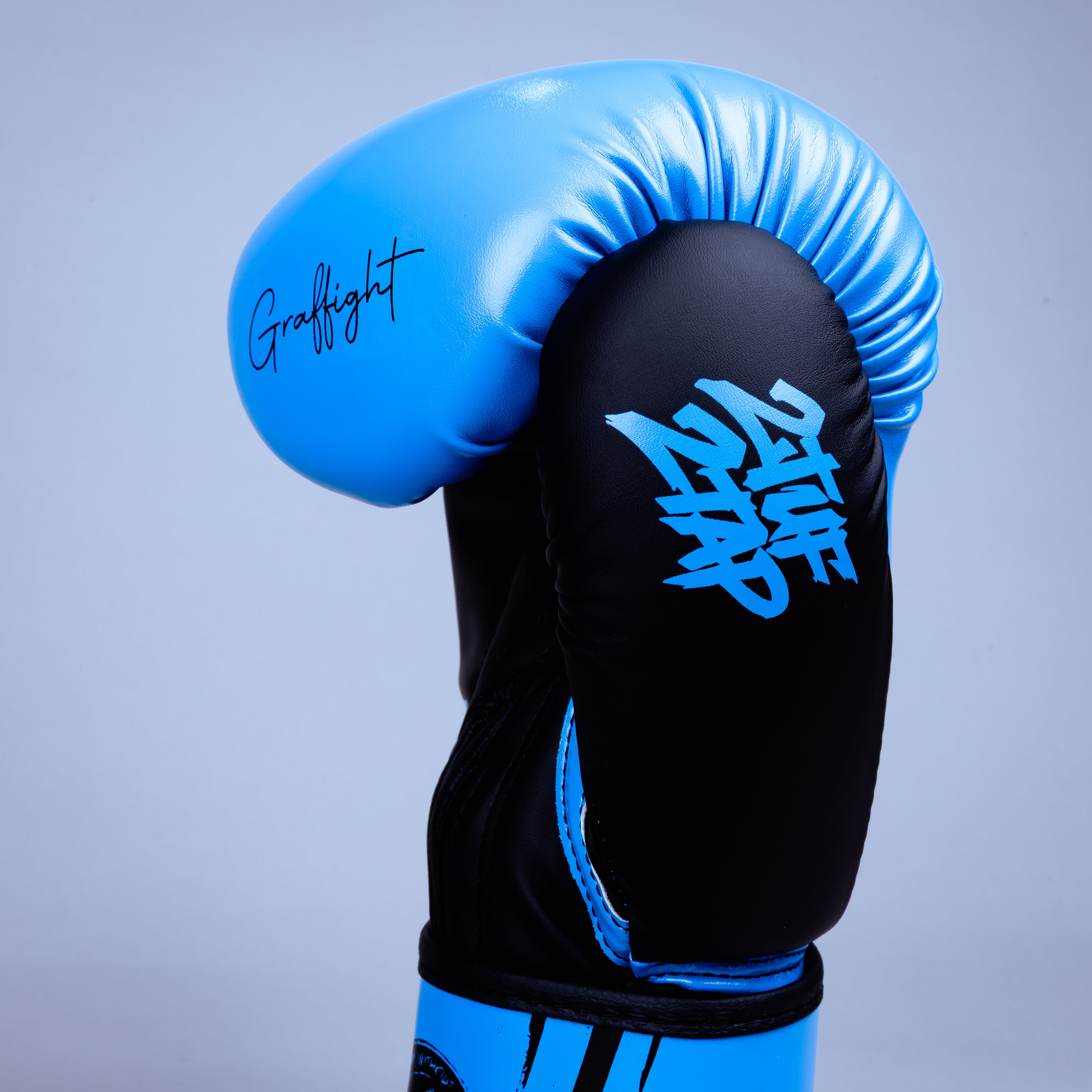 GRAFFIGHT' BOX Glove Blue Black GRAFFIGHT' BOX Glove Blue Black