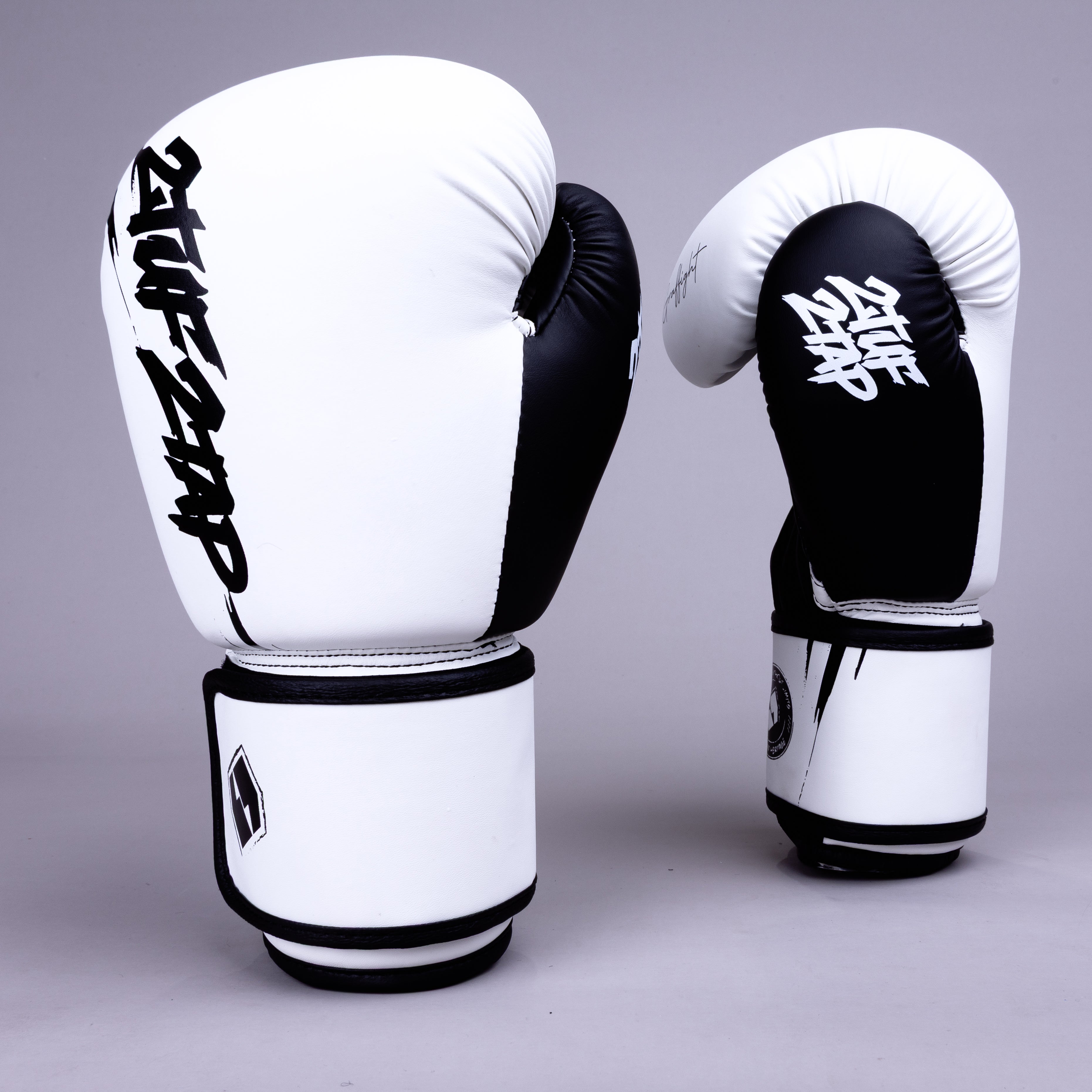 GRAFFIGHT' BOX Glove White Black GRAFFIGHT' BOX Glove White Black
