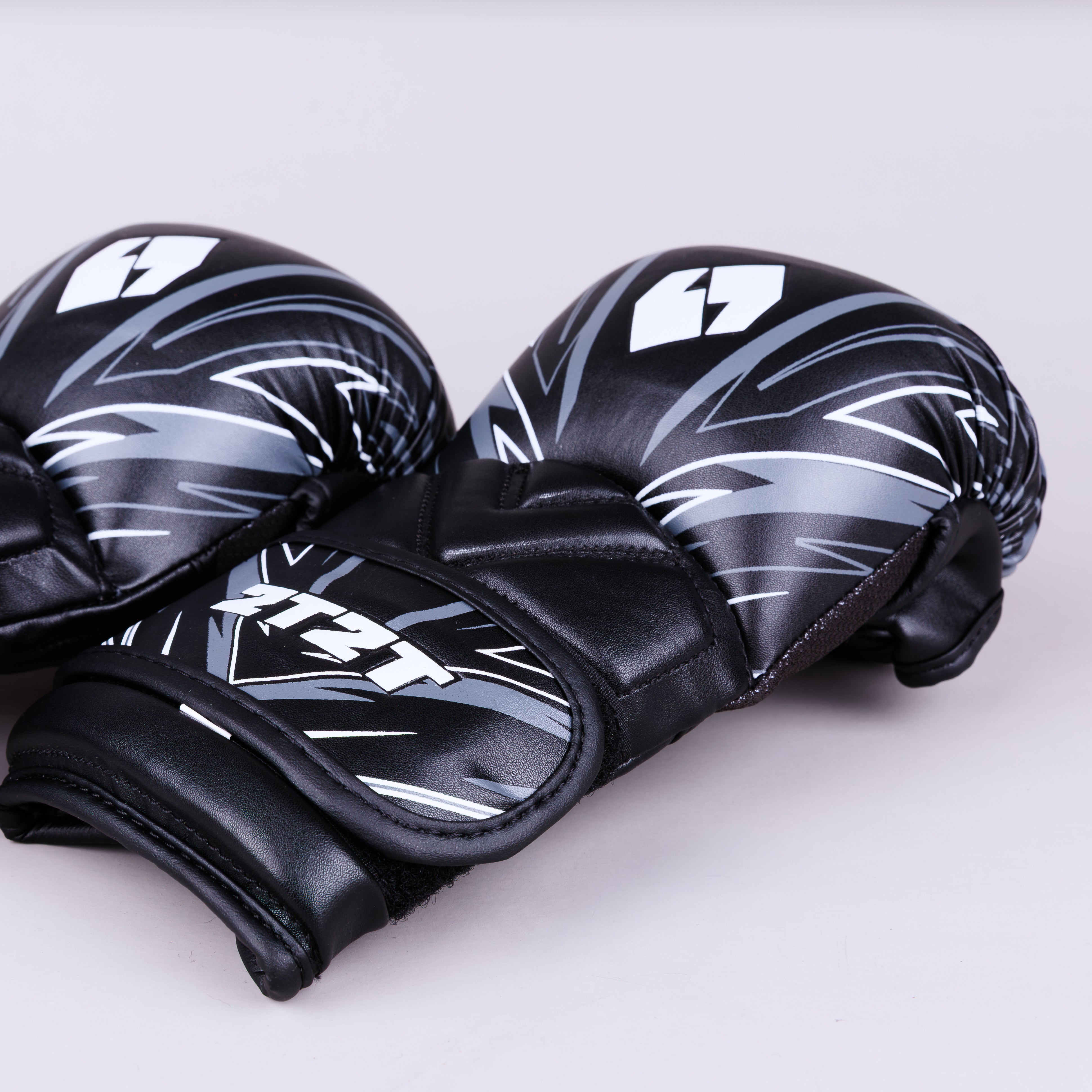 Vortex' MMA Glove Black Vortex' MMA Glove Black