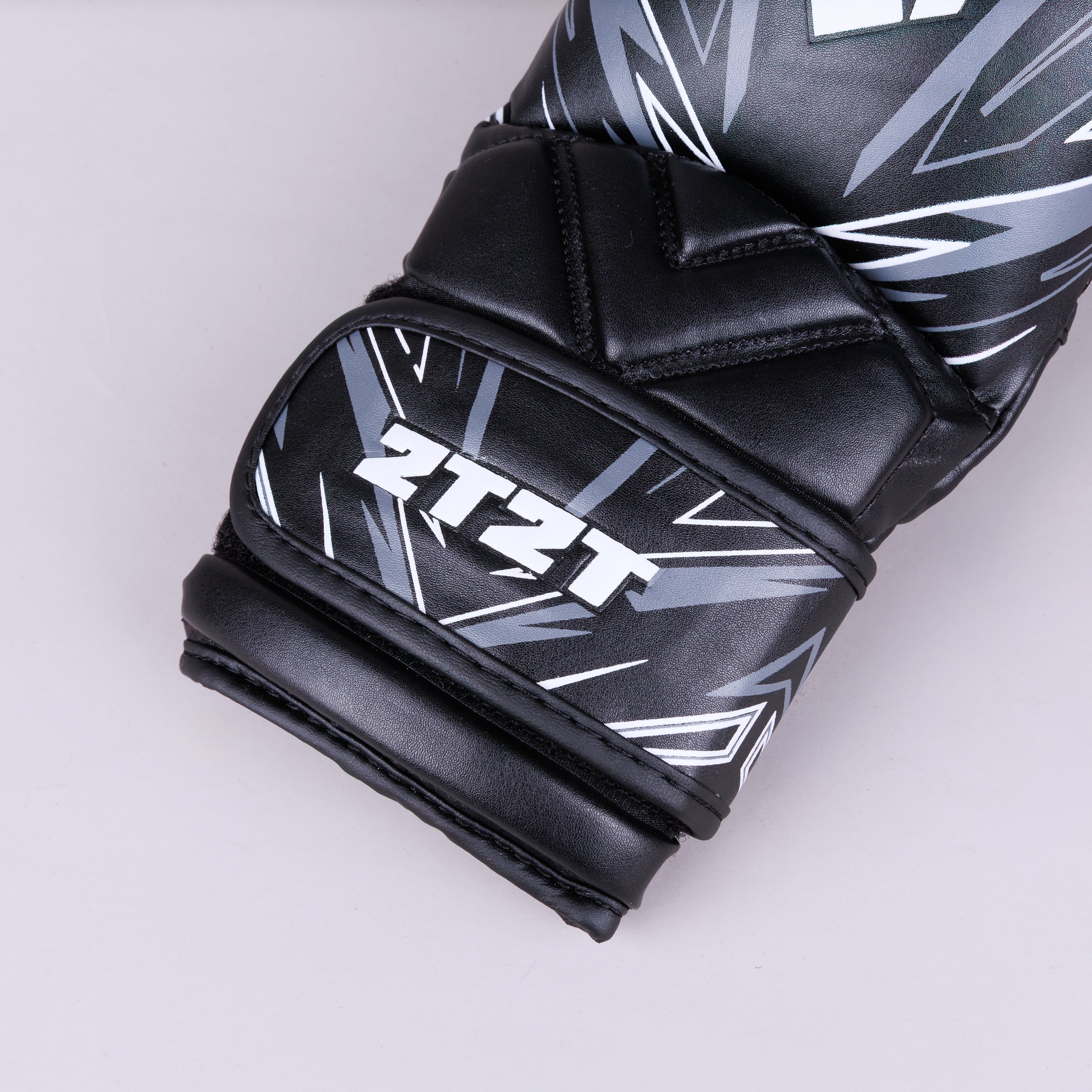 Vortex' MMA Glove Black Vortex' MMA Glove Black