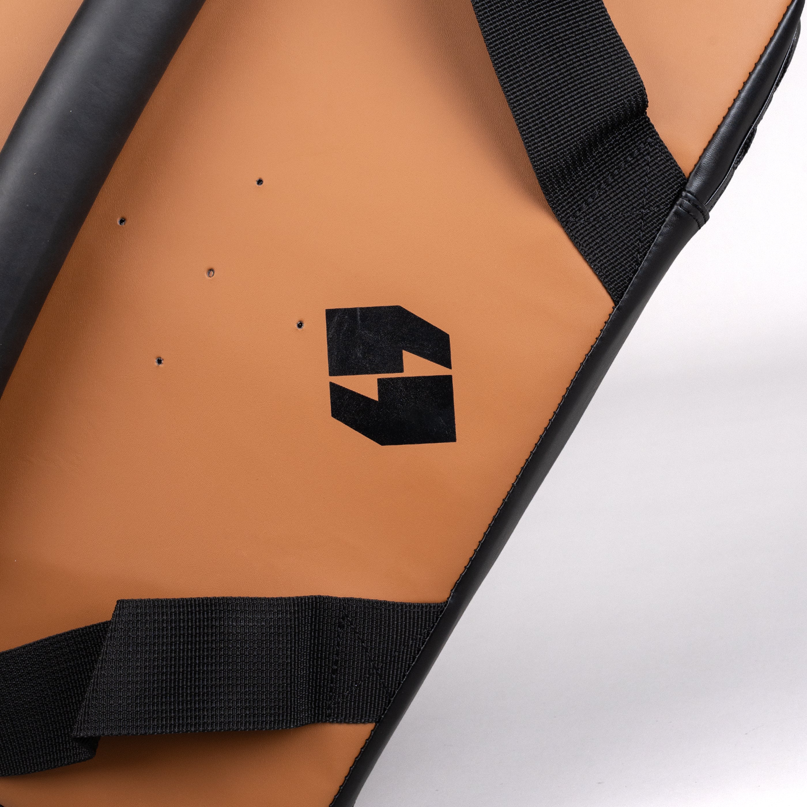 'Ahwaz' Kick Pad - Brown 'Ahwaz' Kick Pad - Brown
