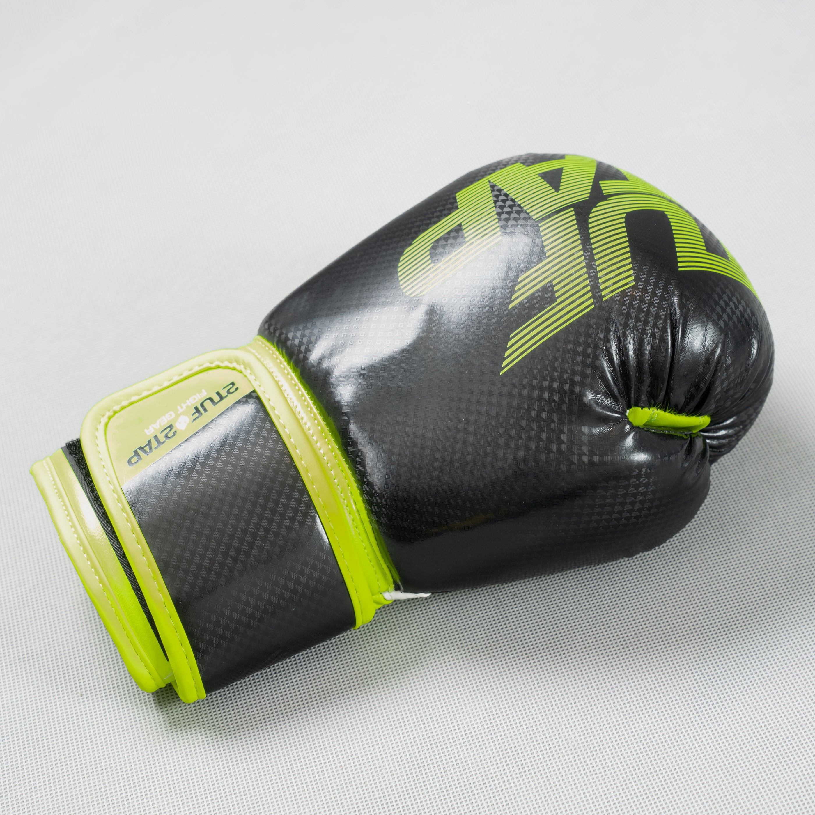 'Versatile' Boxing Gloves - Black/Yellow