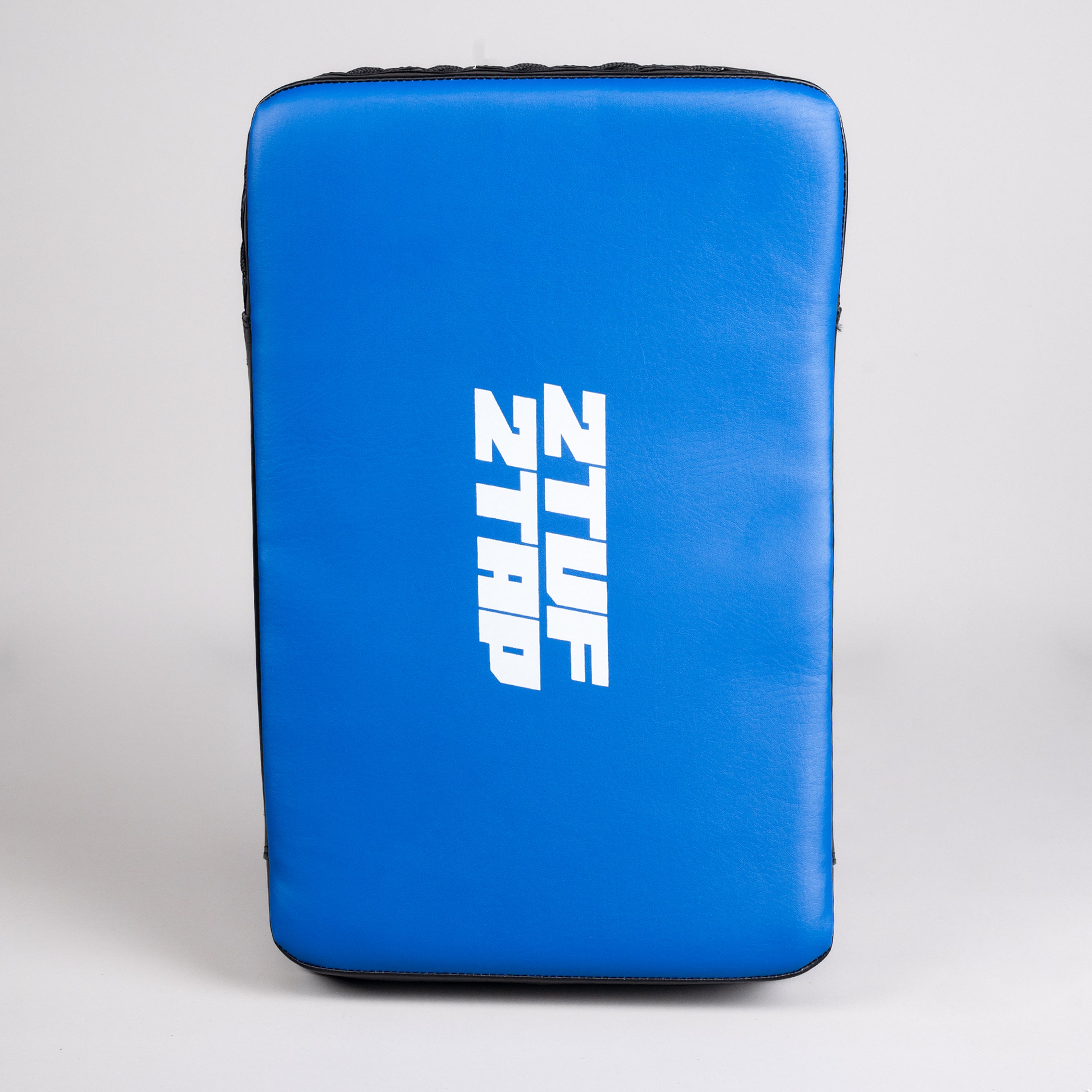 'Ahwaz' Kick Pad - Blue 'Ahwaz' Kick Pad - Blue