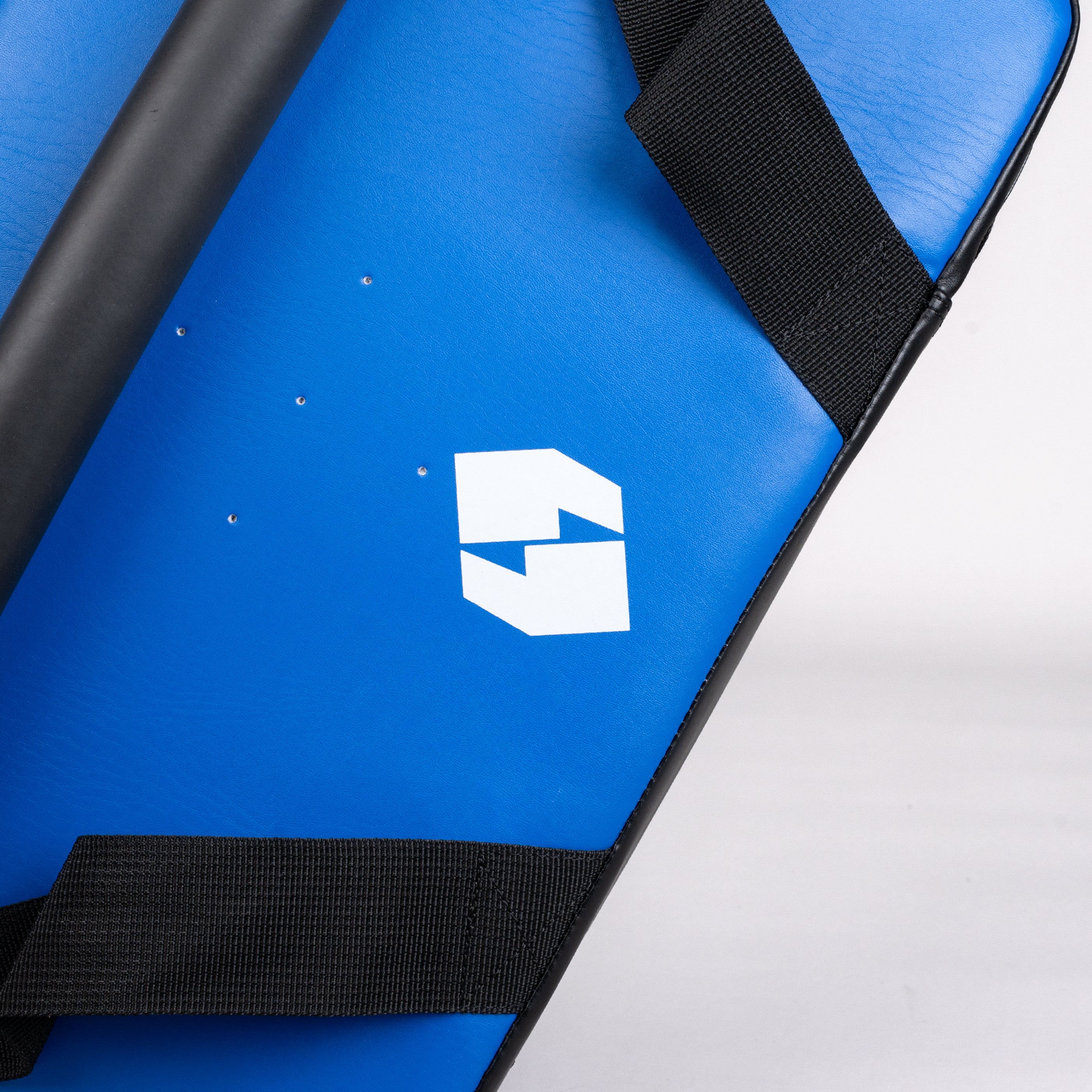 'Ahwaz' Kick Pad - Blue 'Ahwaz' Kick Pad - Blue