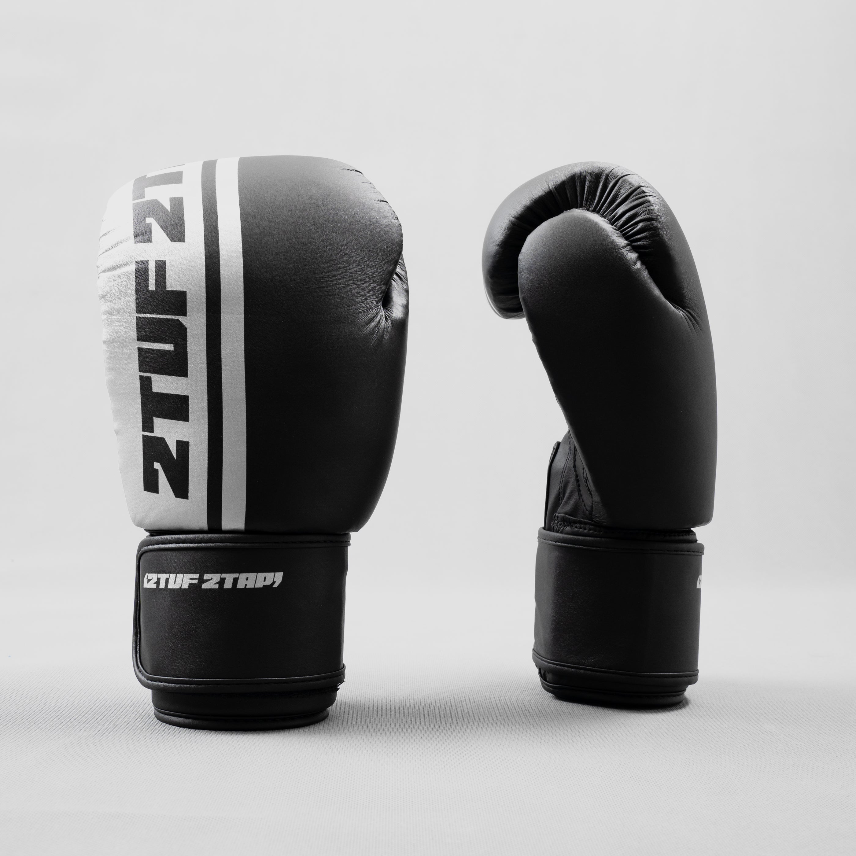 'Hit 2.0' Boxing Gloves - White/Black