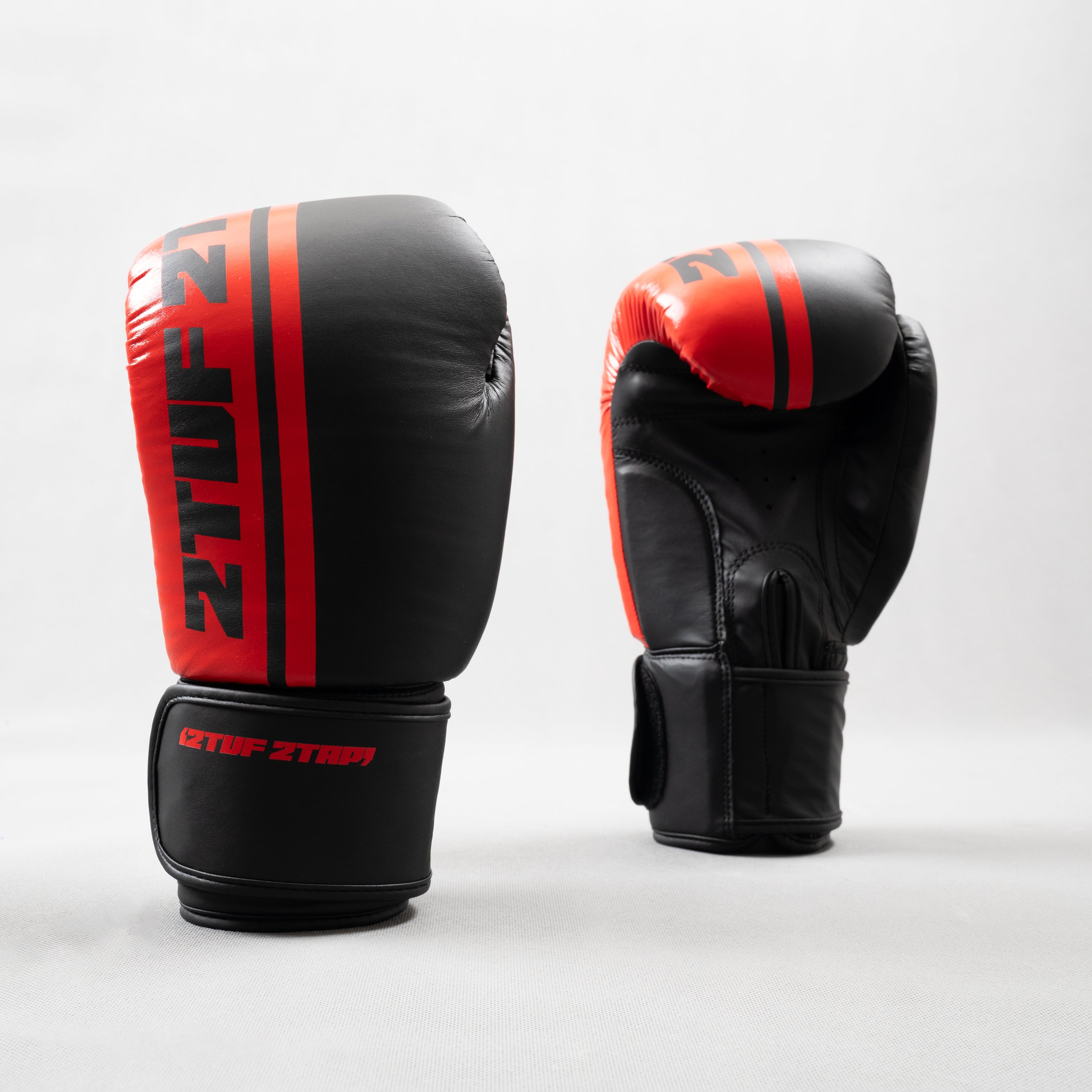 'Hit 2.0' Boxing Gloves - Red/Black