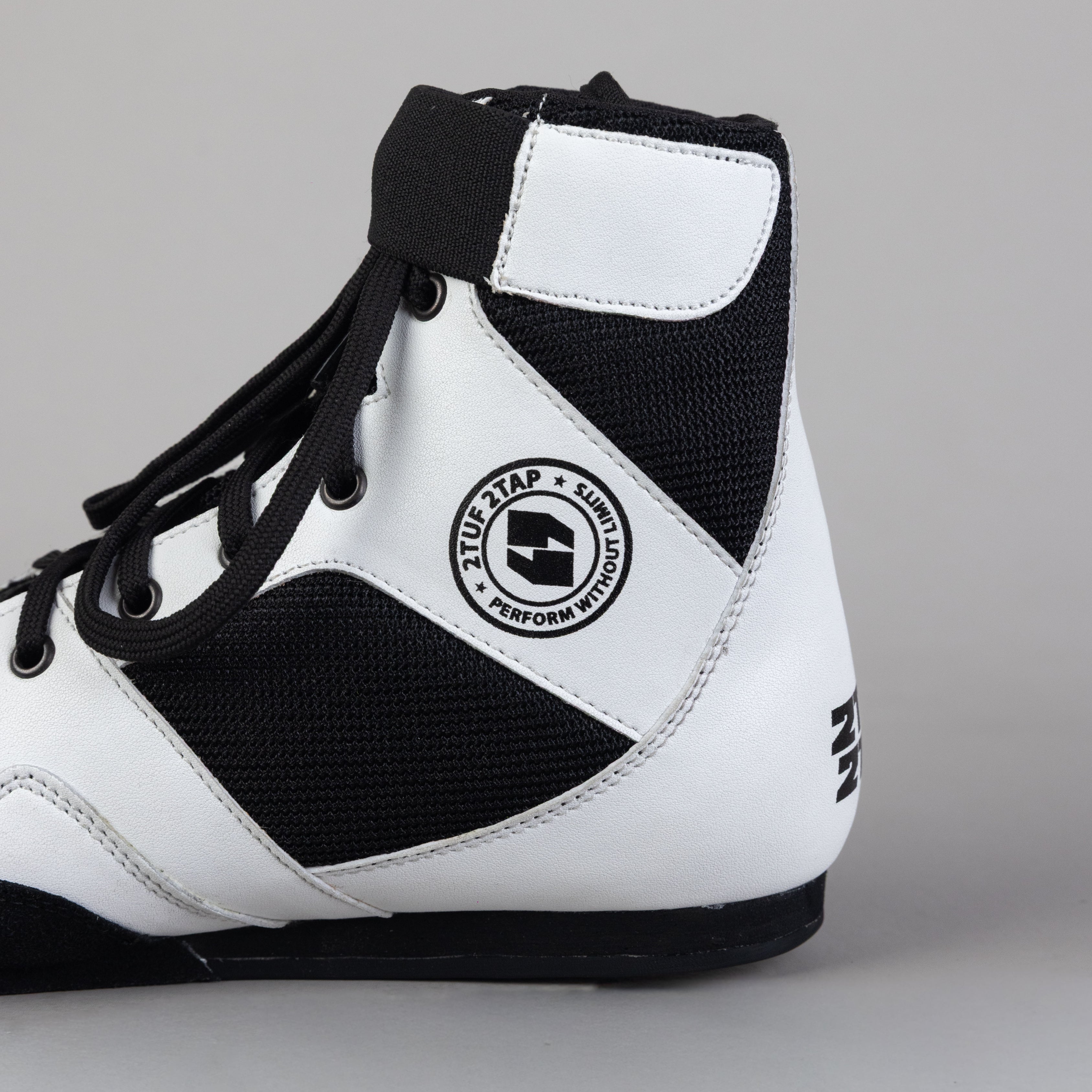 Apex' BOX shoes White Black Apex' BOX shoes White Black