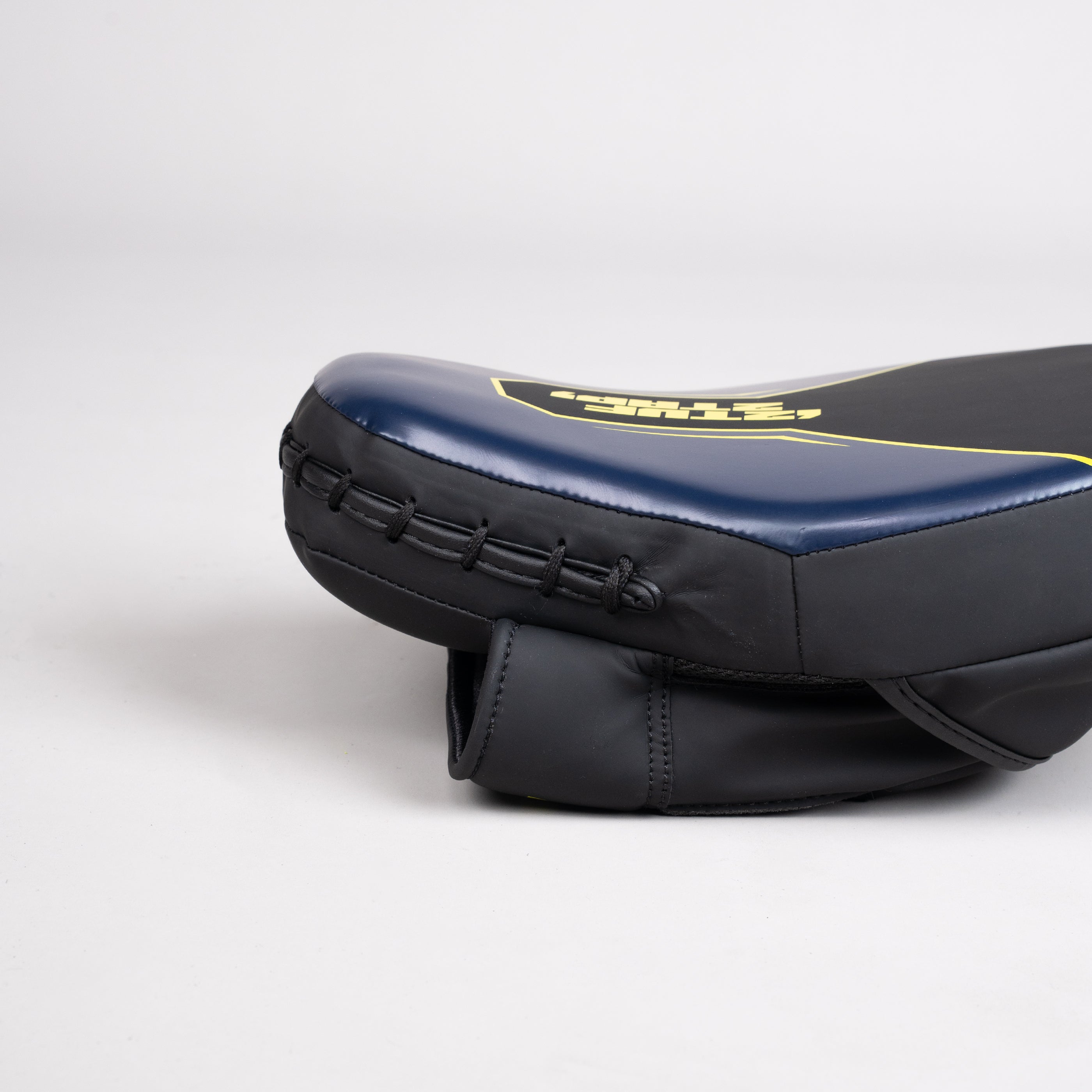 'Jalmood' Focus Mitts - Black/Navy 'Jalmood' Focus Mitts - Black/Navy