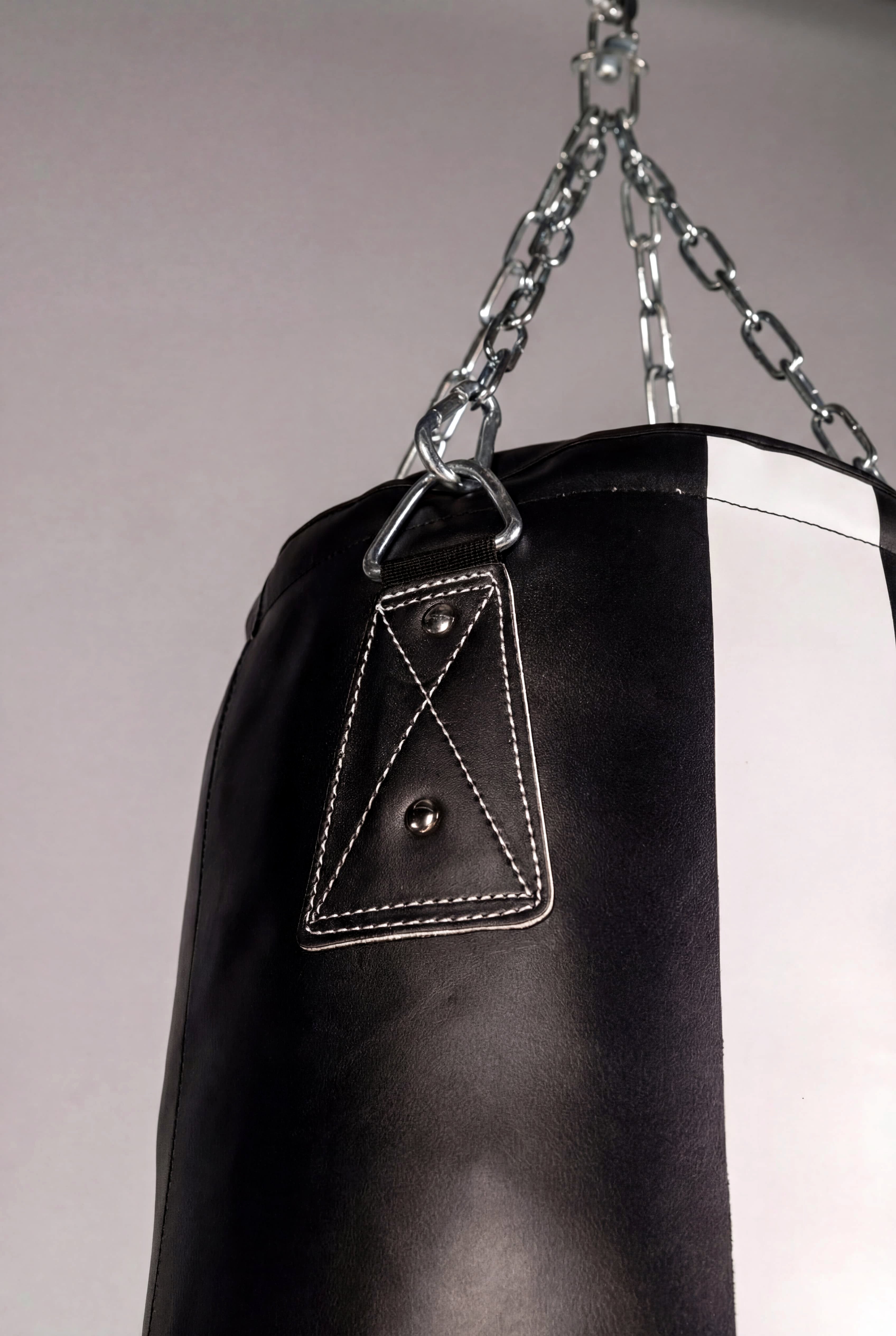 TapLine' BOX PunchBag BlackWhite TapLine' BOX PunchBag BlackWhite