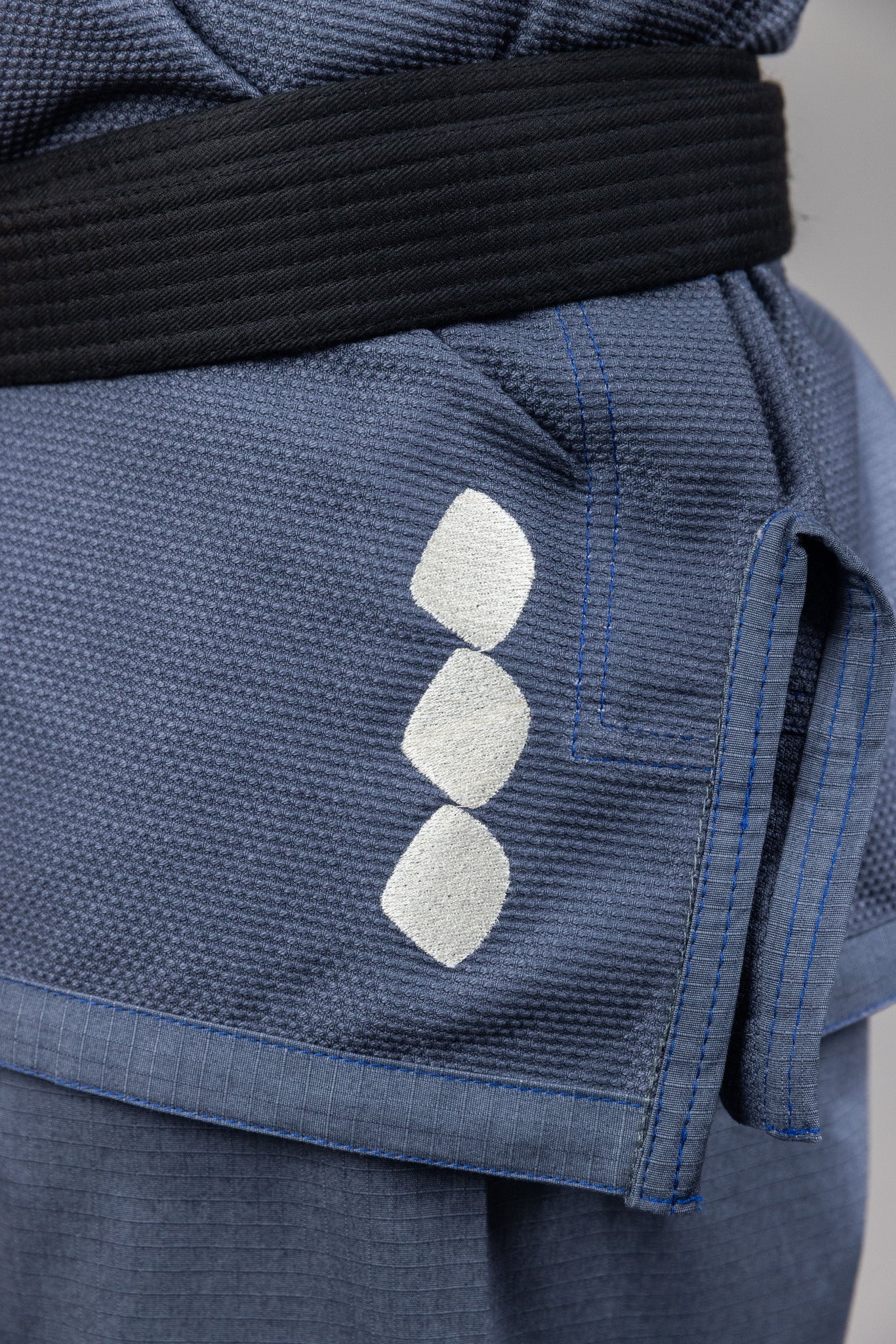 EasternFlow' BJJ Uniform Grey White EasternFlow' BJJ Uniform Grey White
