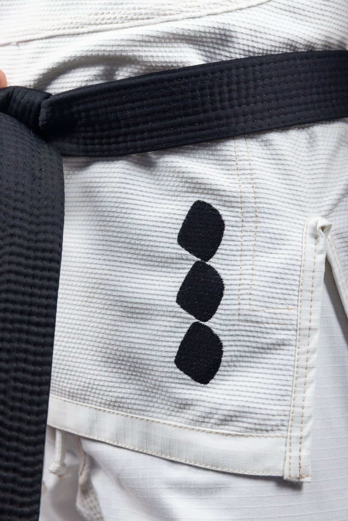 EasternFlow' BJJ Uniform white Black EasternFlow' BJJ Uniform white Black