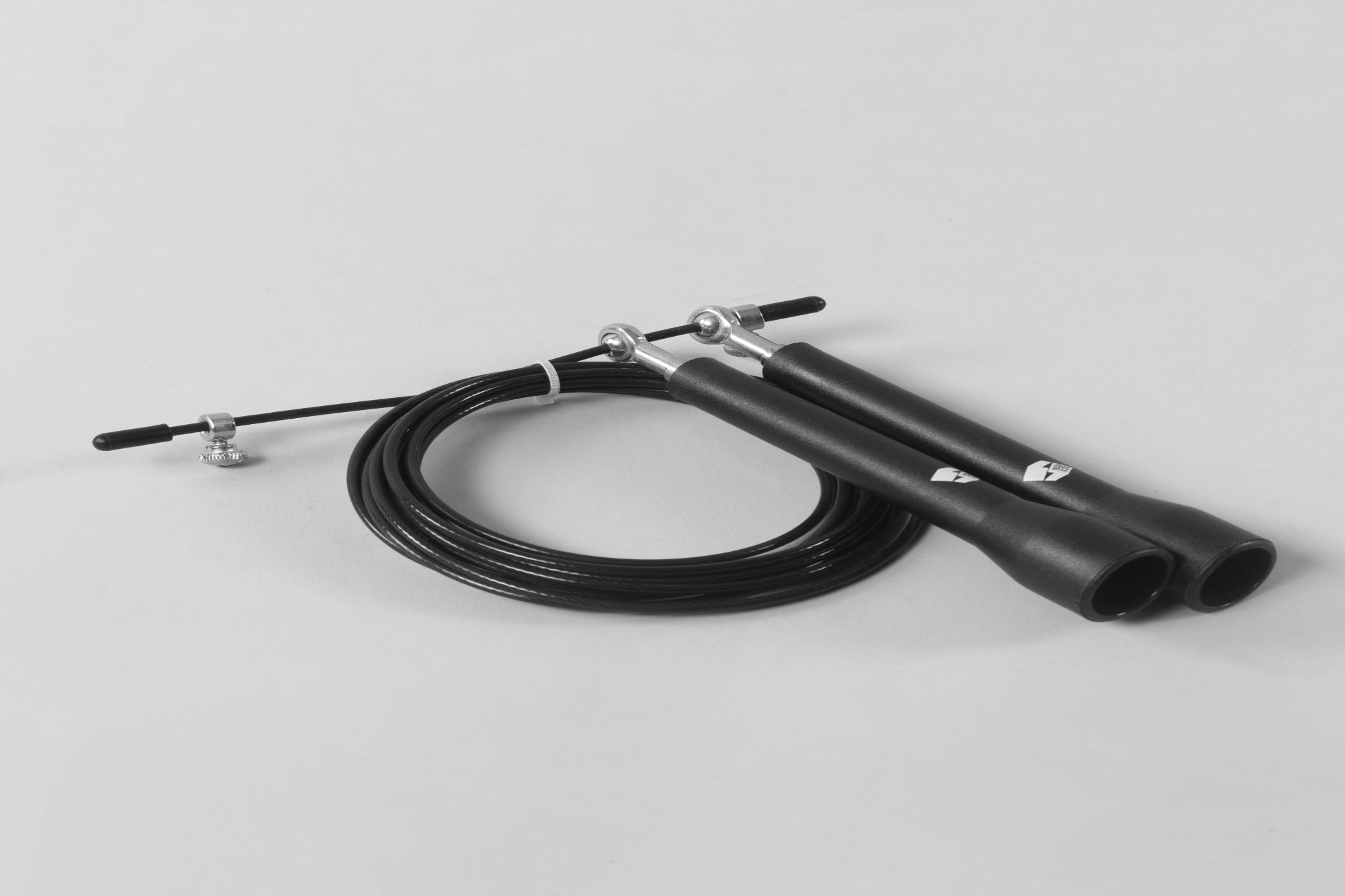Speeder Jumping Rope - Black/White | 2TUF2TAP Fitness Gear