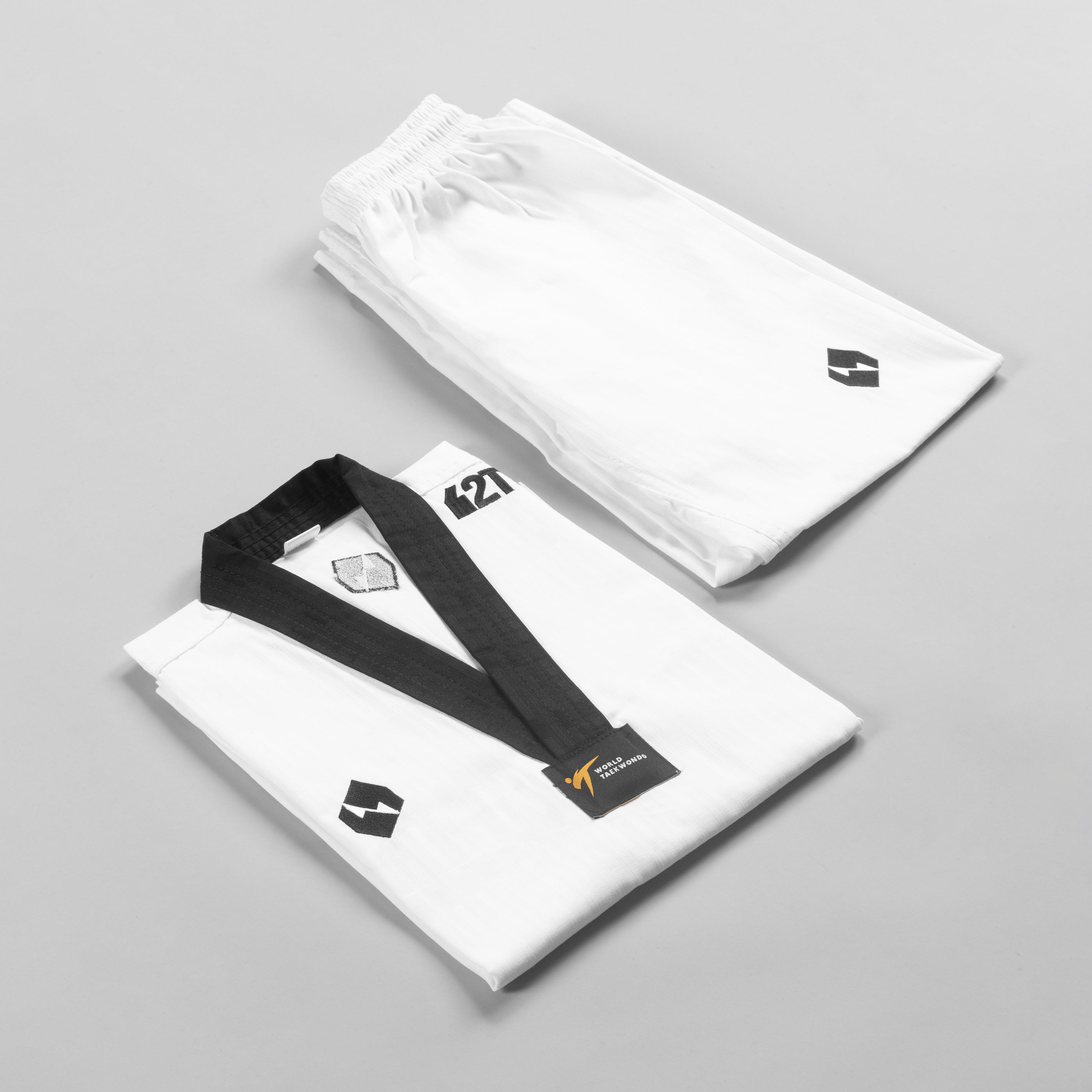 'Vintage' Taekwondo Dobok Uniform - White/Black 2TUF2TAP