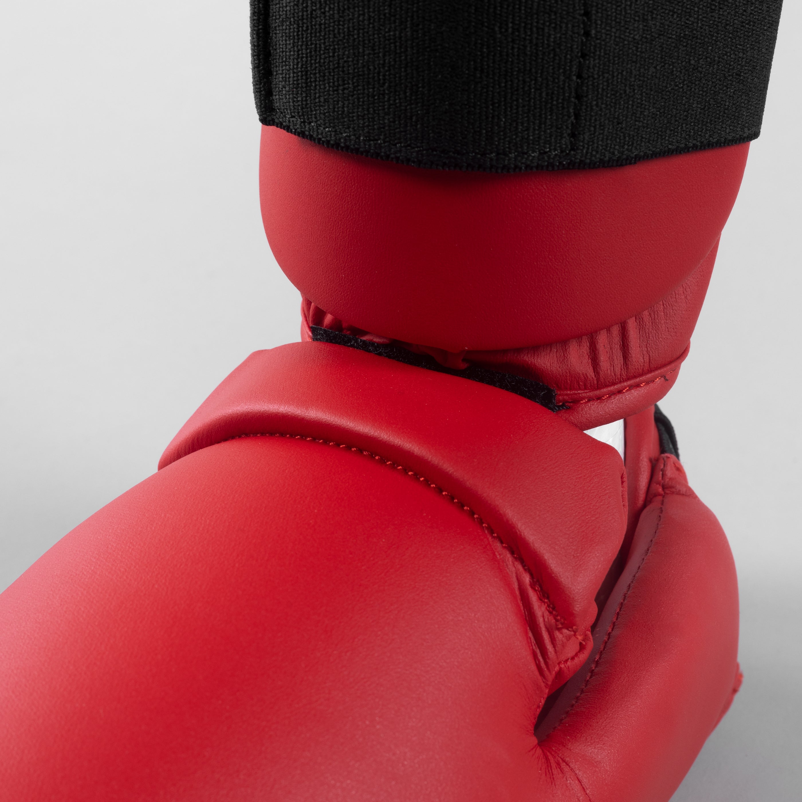 'Anzen' Karate Shin Instep Guards - Red/Black 2TUF2TAP